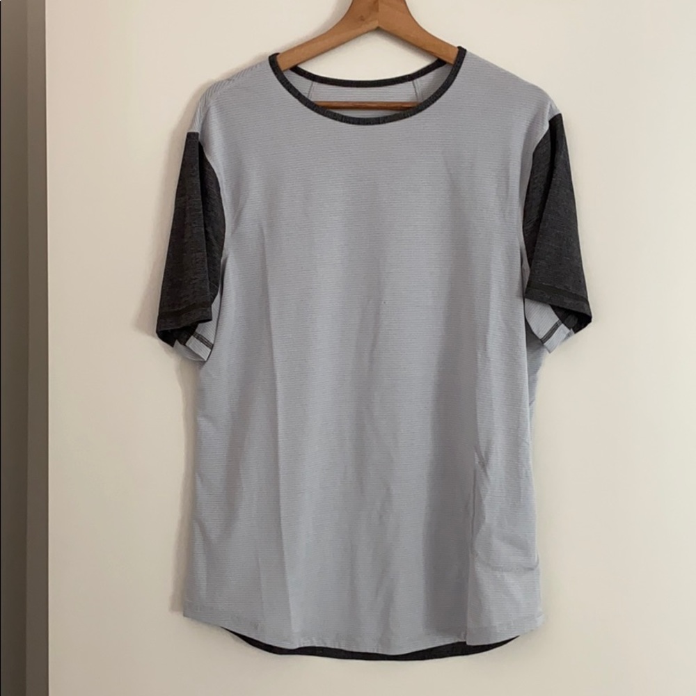 Lululemon Men’s T-shirt